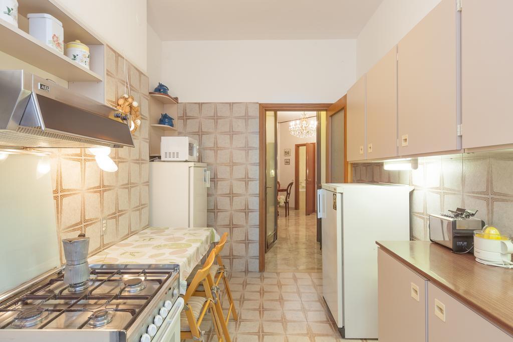 Casa Di Gioia Apartman Verona Szoba fotó
